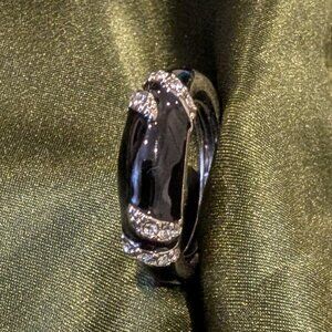 Vintage black Rhinestone ring size 8